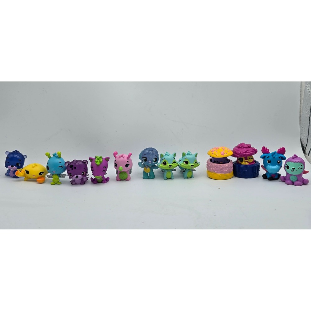 Hatchimals CollEGGtibles Lot of 13 Mini Figures Glitter Wings Animals Mixed